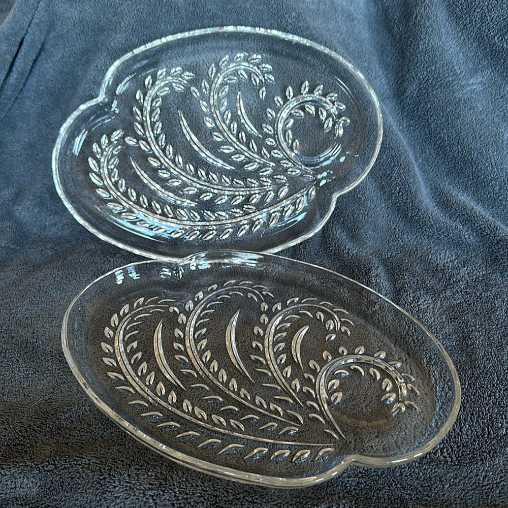 1950s Federal Glass Hospitality Snack Trays